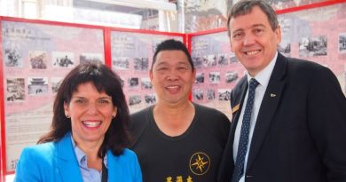 Julia Banks, Bill Lau and Robert Clark enjoy 25th Melbourne Chinese Moon Festival